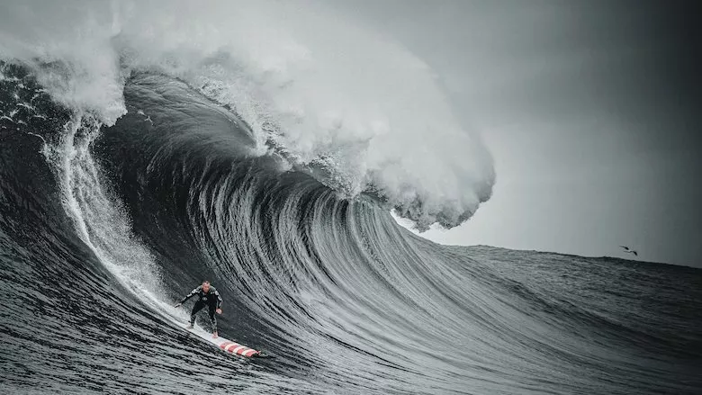Image Una ola de treinta metros (100 Foot Wave)
